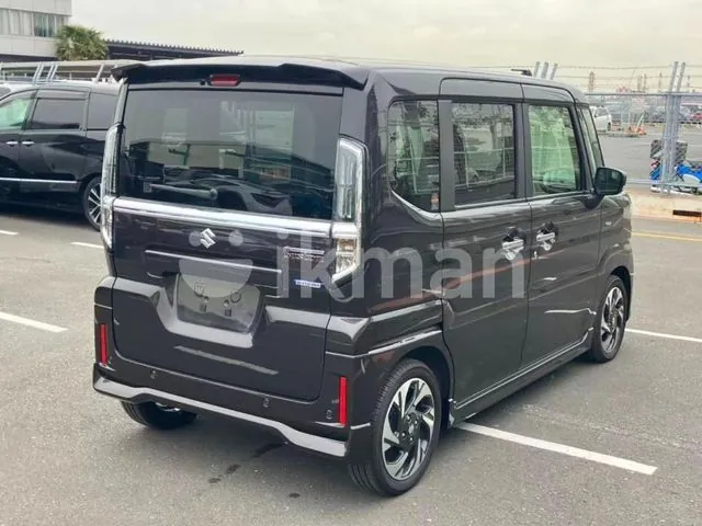 Suzuki Spacia 2024 photo 4