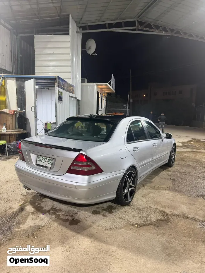 Mercedes-Benz C-Class 2005 photo 3