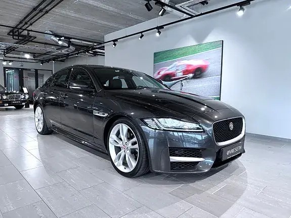 Jaguar Xf 2016 photo 2