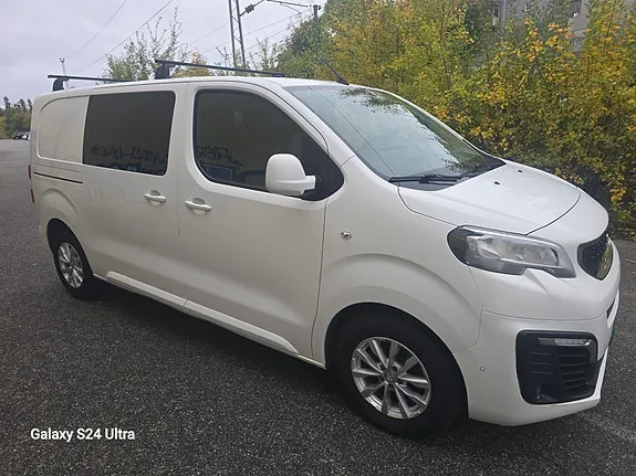 Peugeot Traveller 2018 photo 2