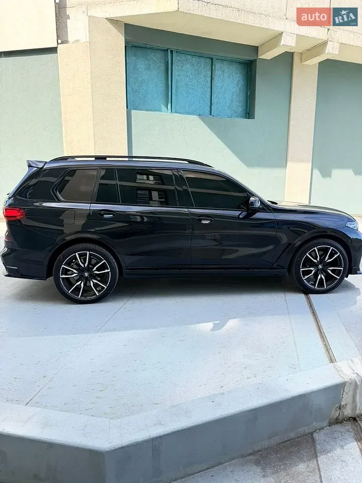 BMW X7 2021 photo 4