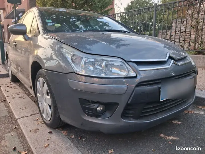 Citroen C4 2009 photo 2