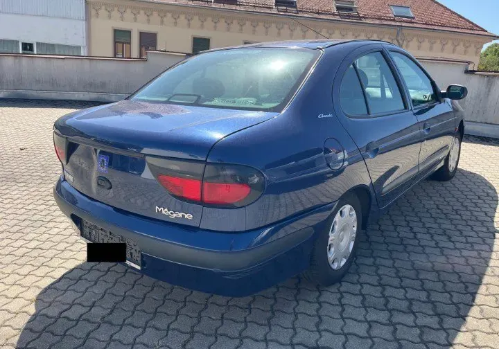 Renault Megane 1996 photo 3