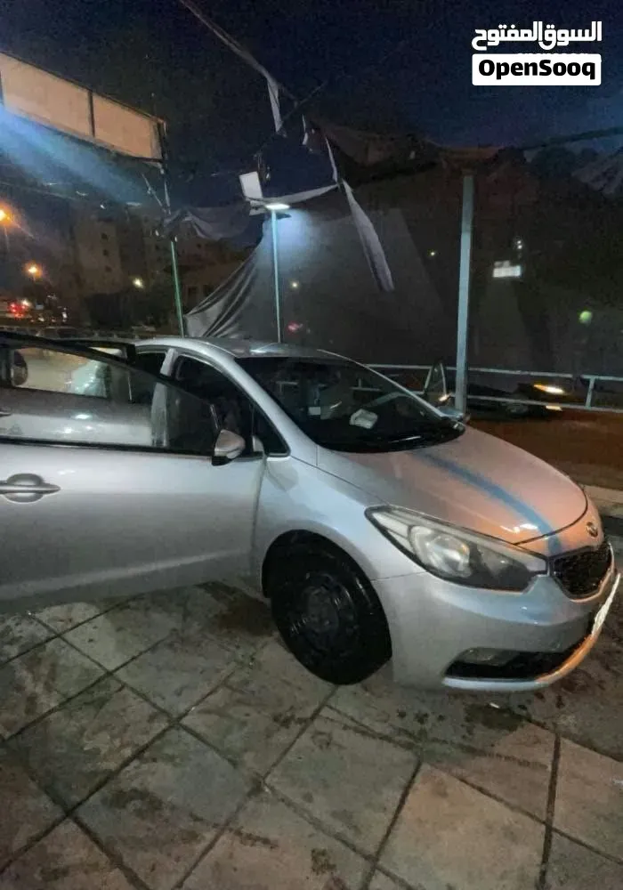 Kia K3 2015 photo 2