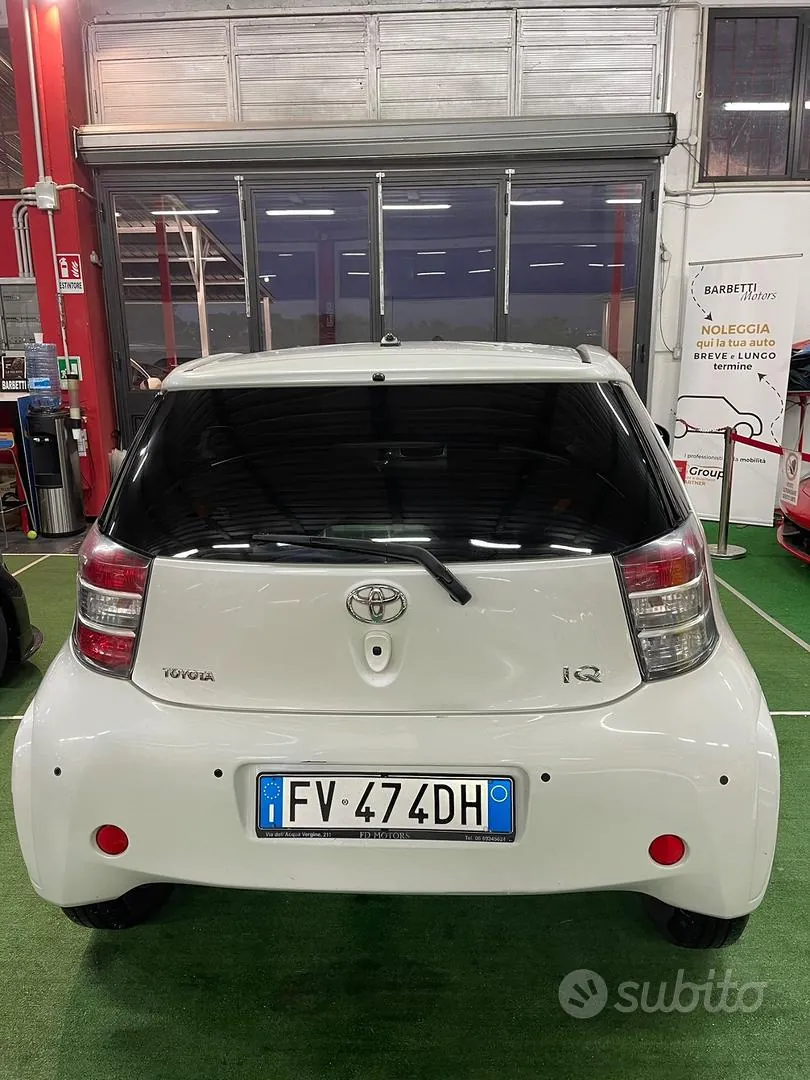 Toyota Iq 2010 photo 5