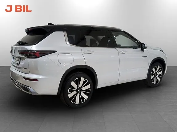 Mitsubishi Outlander 2025 photo 2