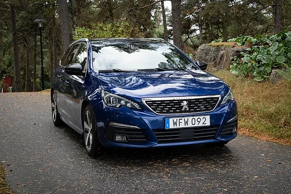 Peugeot 308 Sw 2018 photo 2