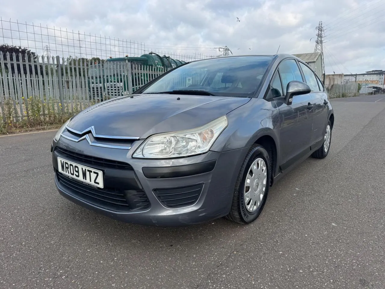 Citroen C4 2009 photo 3