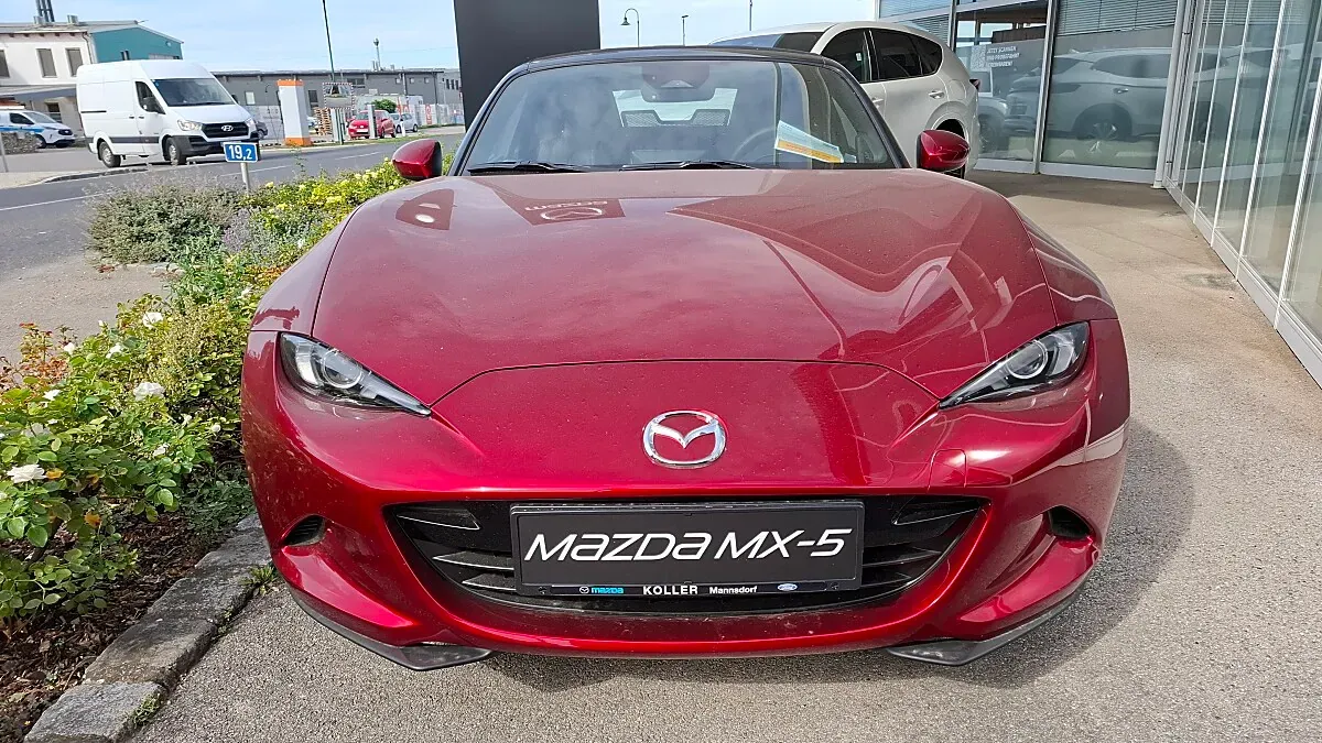 Mazda Mx-5 photo 3