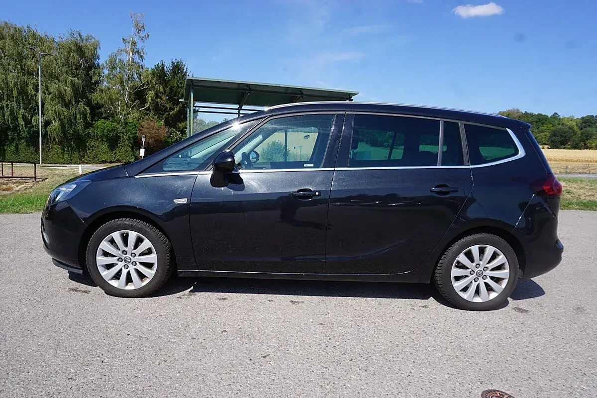 Opel Zafira 2015 photo 3