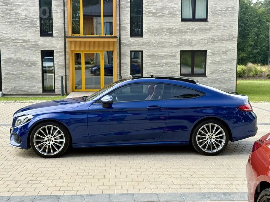 Mercedes-Benz C220 2017 photo 4