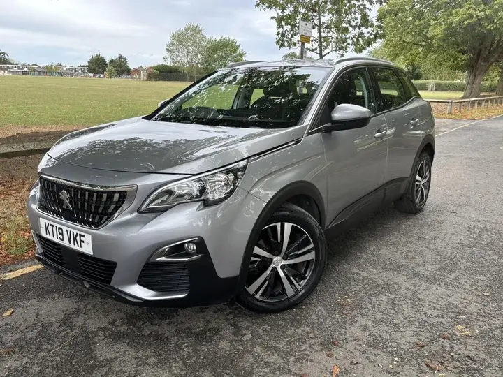 Peugeot 3008 2019 photo 2