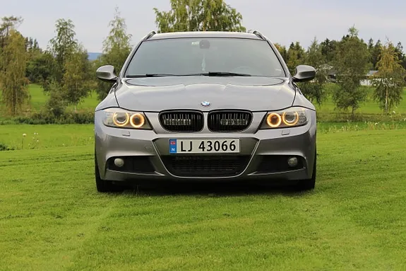 BMW 316D 2011 photo 2