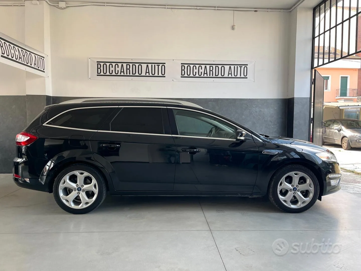 Ford Mondeo 2011 photo 3
