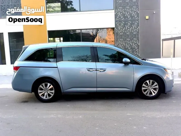 Honda Odyssey 2014 photo 4