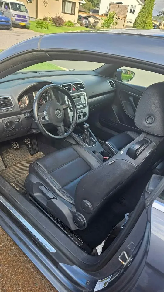 Volkswagen Eos 2010 photo 4
