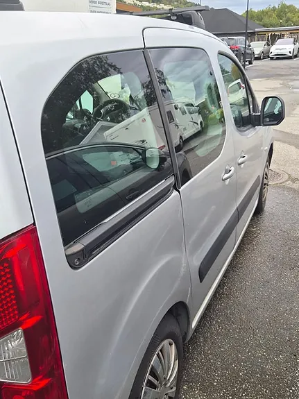 Peugeot Partner Tepee 2009 photo 2