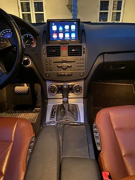 Mercedes-Benz C220 2010 photo 5