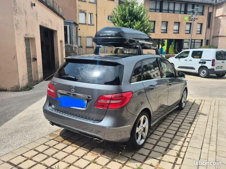 Mercedes-Benz B-Class 2013 photo 2
