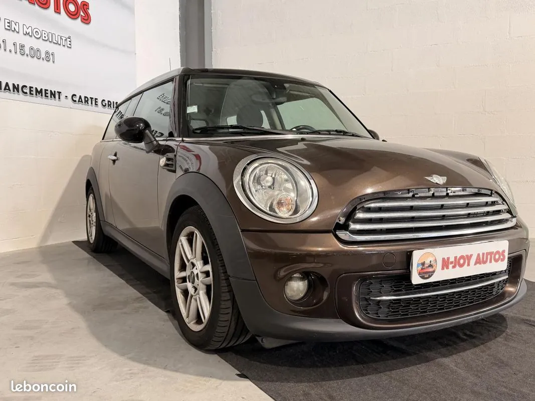 Mini Clubman 2011 photo 3