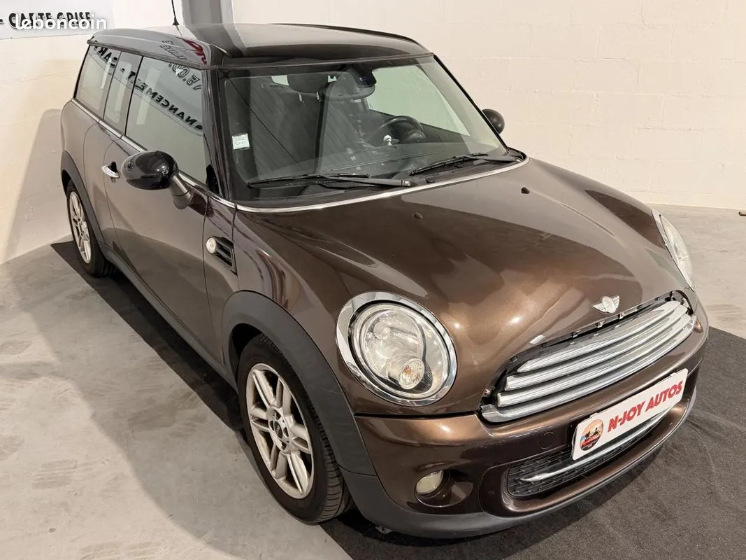 Mini Clubman 2011 photo 2