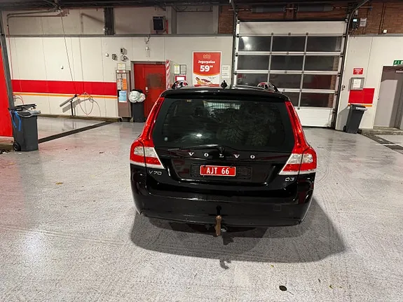Volvo V70 2016 photo 2
