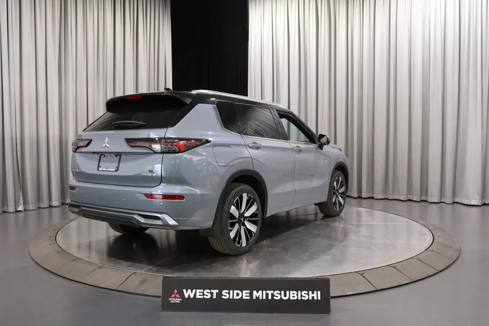 Mitsubishi Outlander 2026 photo 5