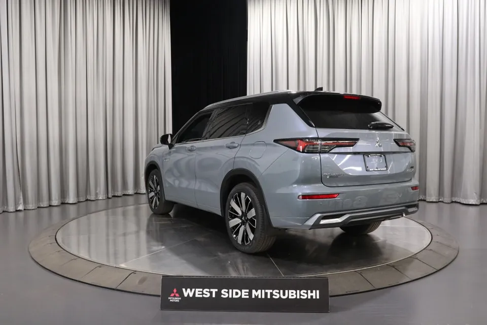 Mitsubishi Outlander 2026 photo 4