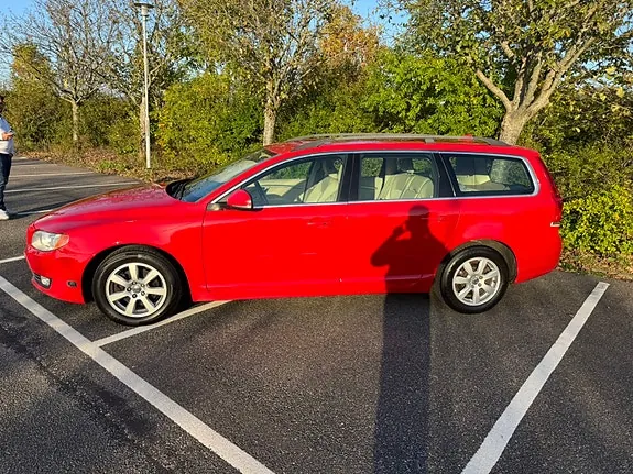 Volvo V70 2014 photo 3
