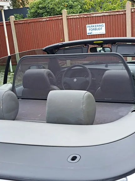 Saab 900 1997 photo 2