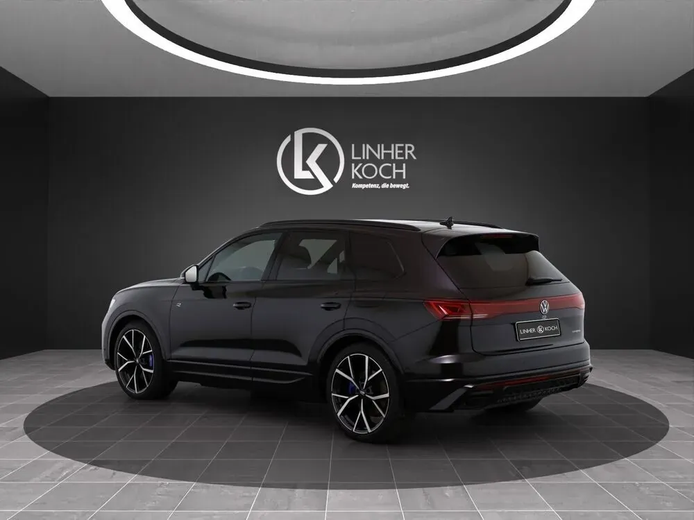 Volkswagen Touareg 2026 photo 3