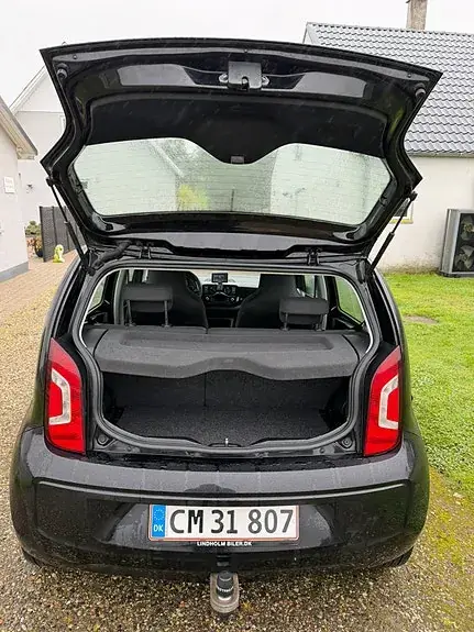 Volkswagen Up 2015 photo 5