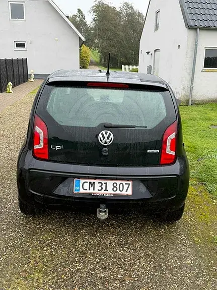 Volkswagen Up 2015 photo 3
