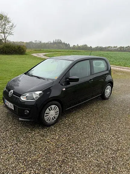 Volkswagen Up 2015 photo 2