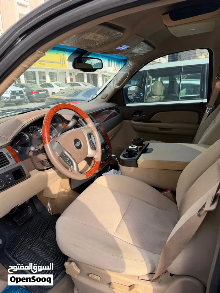 Chevrolet Tahoe 2009 photo 2