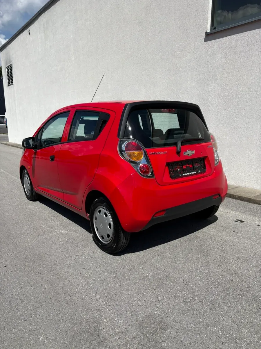 Chevrolet Spark 2010 photo 2