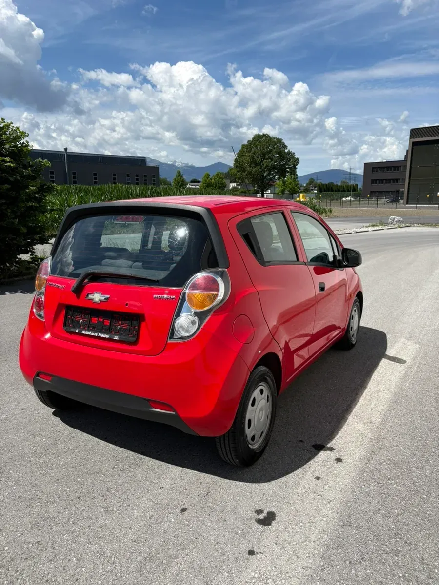Chevrolet Spark 2010 photo 3