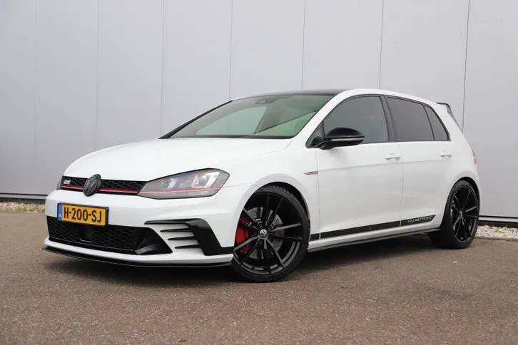Volkswagen Golf 2016 photo 2