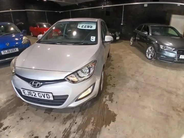 Hyundai I20 2012 photo 3