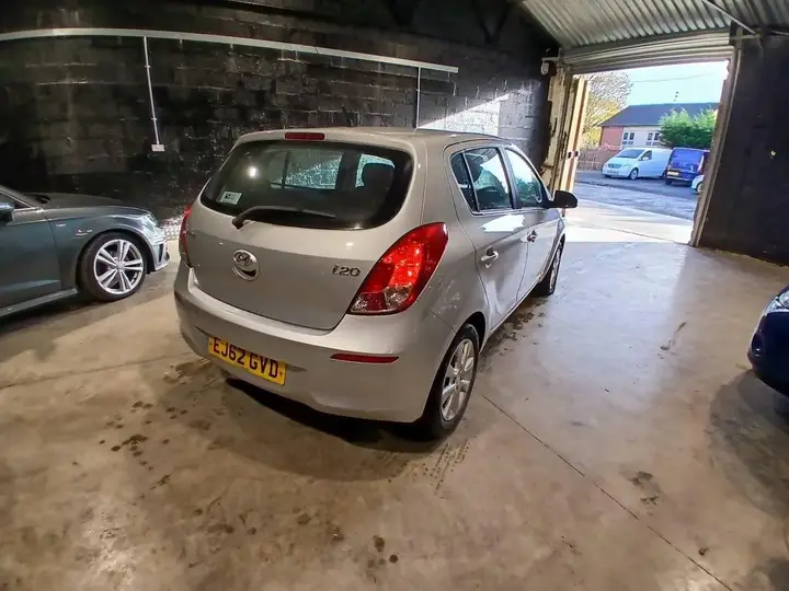 Hyundai I20 2012 photo 4