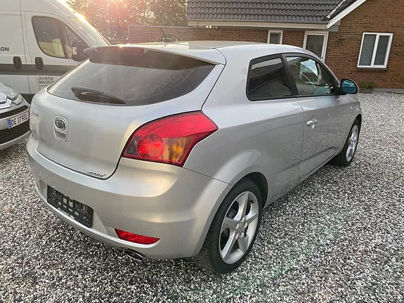 Kia Proceed 2008 photo 3
