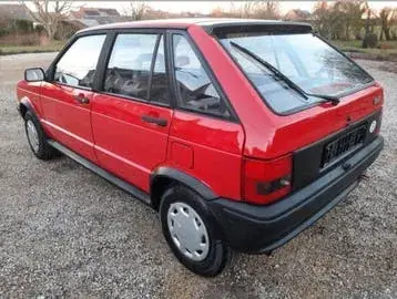 Seat Ibiza 1992 photo 3