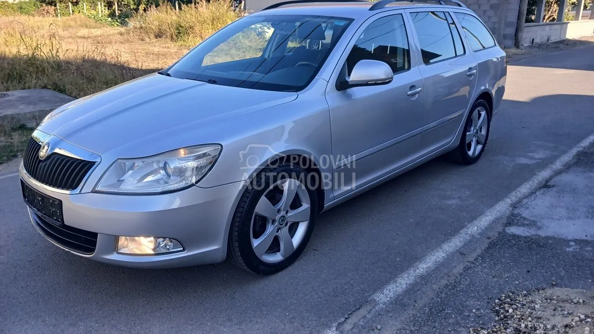Skoda Octavia 2010 photo 5