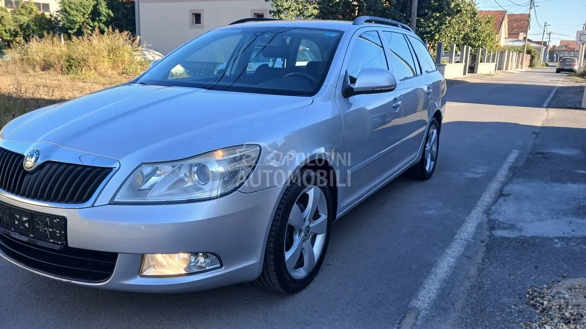 Skoda Octavia 2010 photo 3
