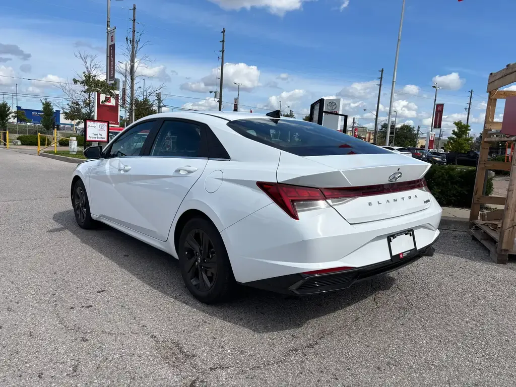 Hyundai Elantra 2022 photo 5