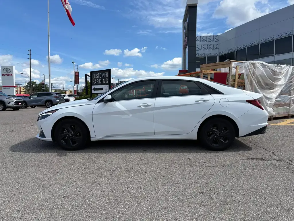 Hyundai Elantra 2022 photo 4