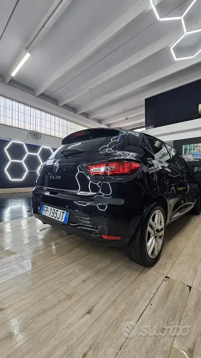 Renault Clio 2018 photo 4