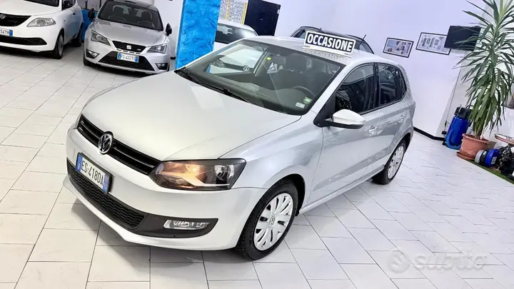Volkswagen Polo 2013 photo 2