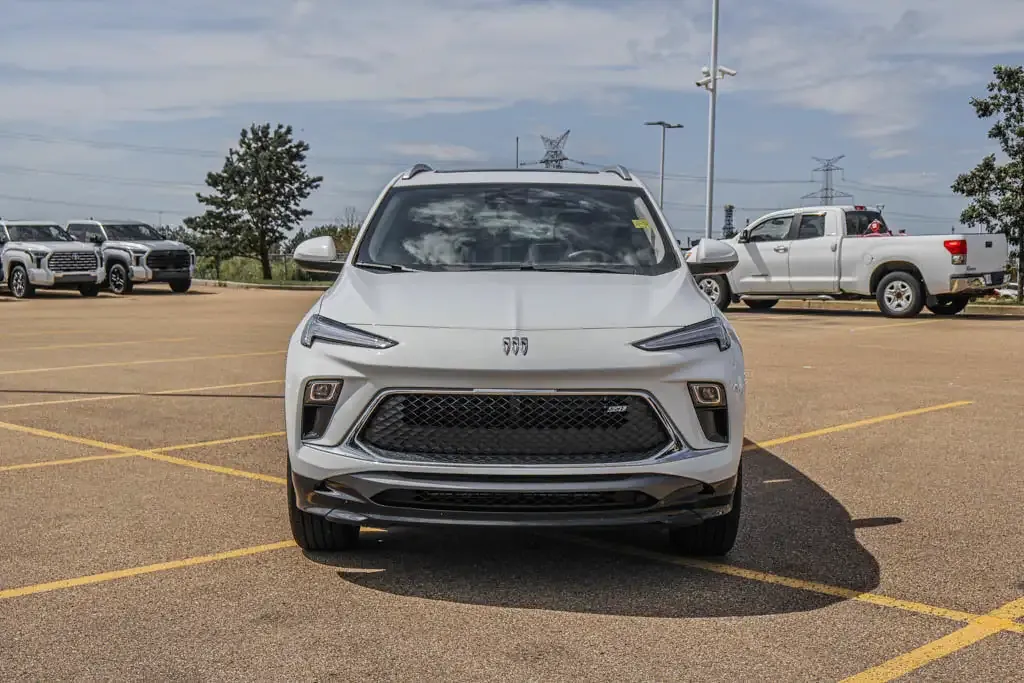 Buick Encore 2026 photo 3