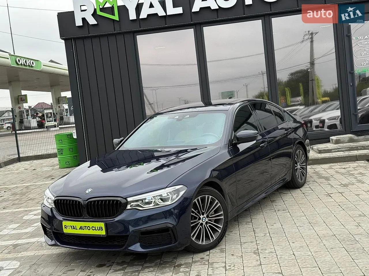 BMW 5 Series 2018 photo 3